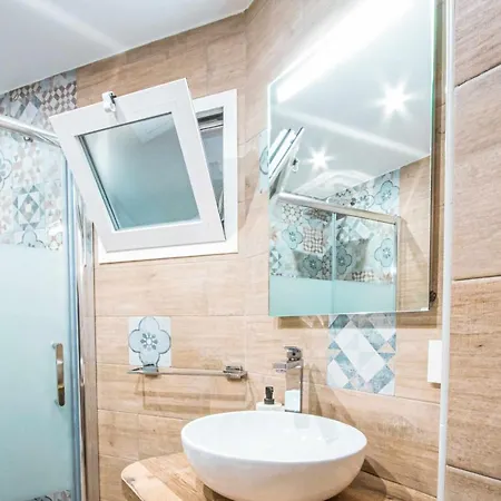Apartment Sonnino Sealoft *