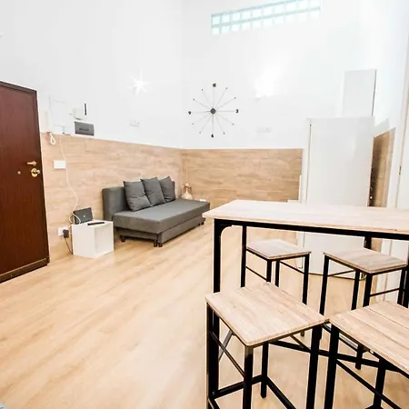 Sonnino Sealoft Apartment